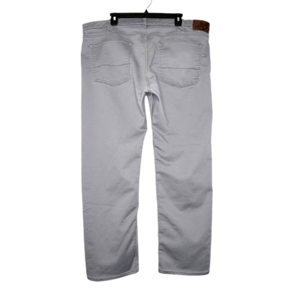 Dockers Gray Flat Front Straight Leg Khaki Pants - 40x30. Cotton/Polyester blend - Picture 2 of 2